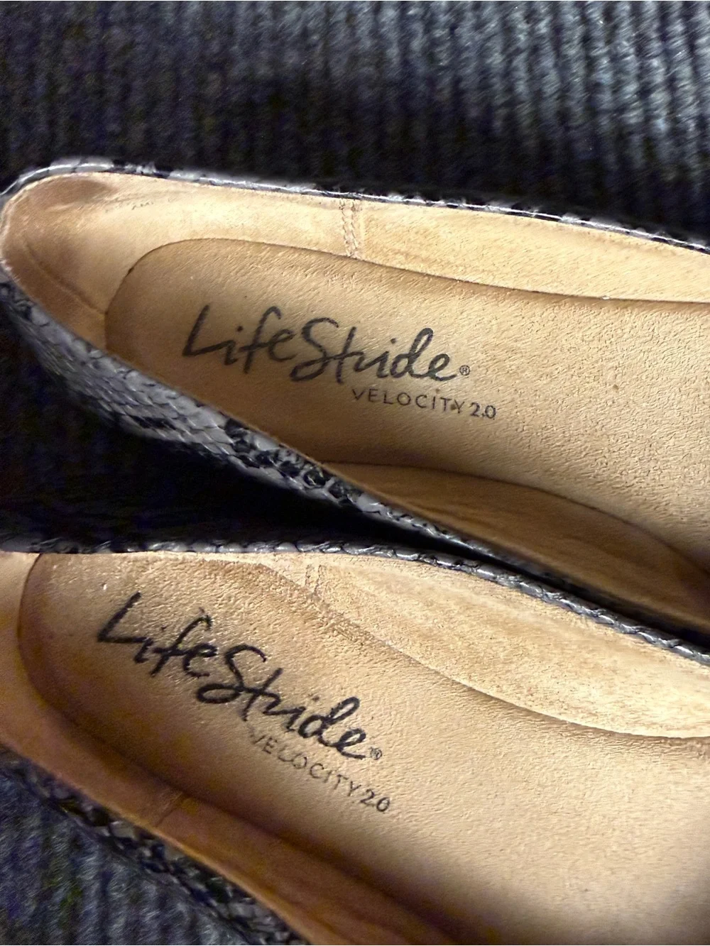 LifeStride Snakeskin Ballet Flats Grey Black Size 7.5 EUC